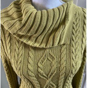 Kate Hill Casual Women's Size Small Green Cable Knit Sweater